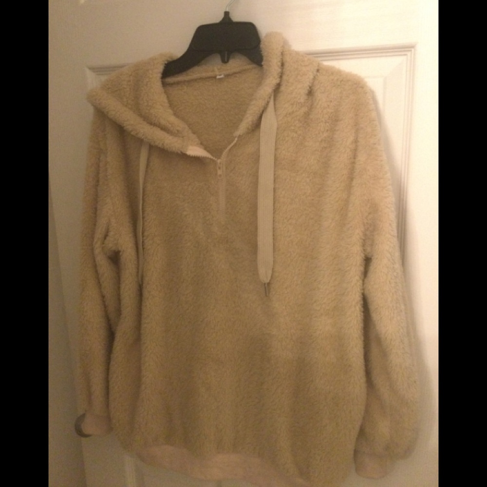 Fuzzy half zip